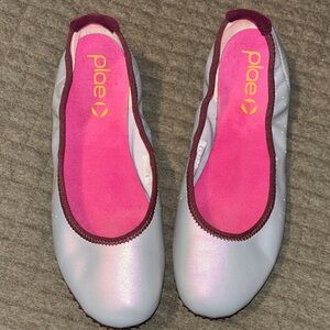 Plae Crosby Moonstone Womens Size 6